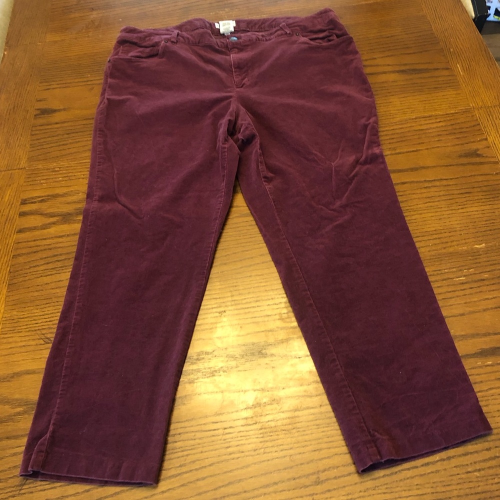 Burgundy Women’s Corduroy Pants Size 22 Average